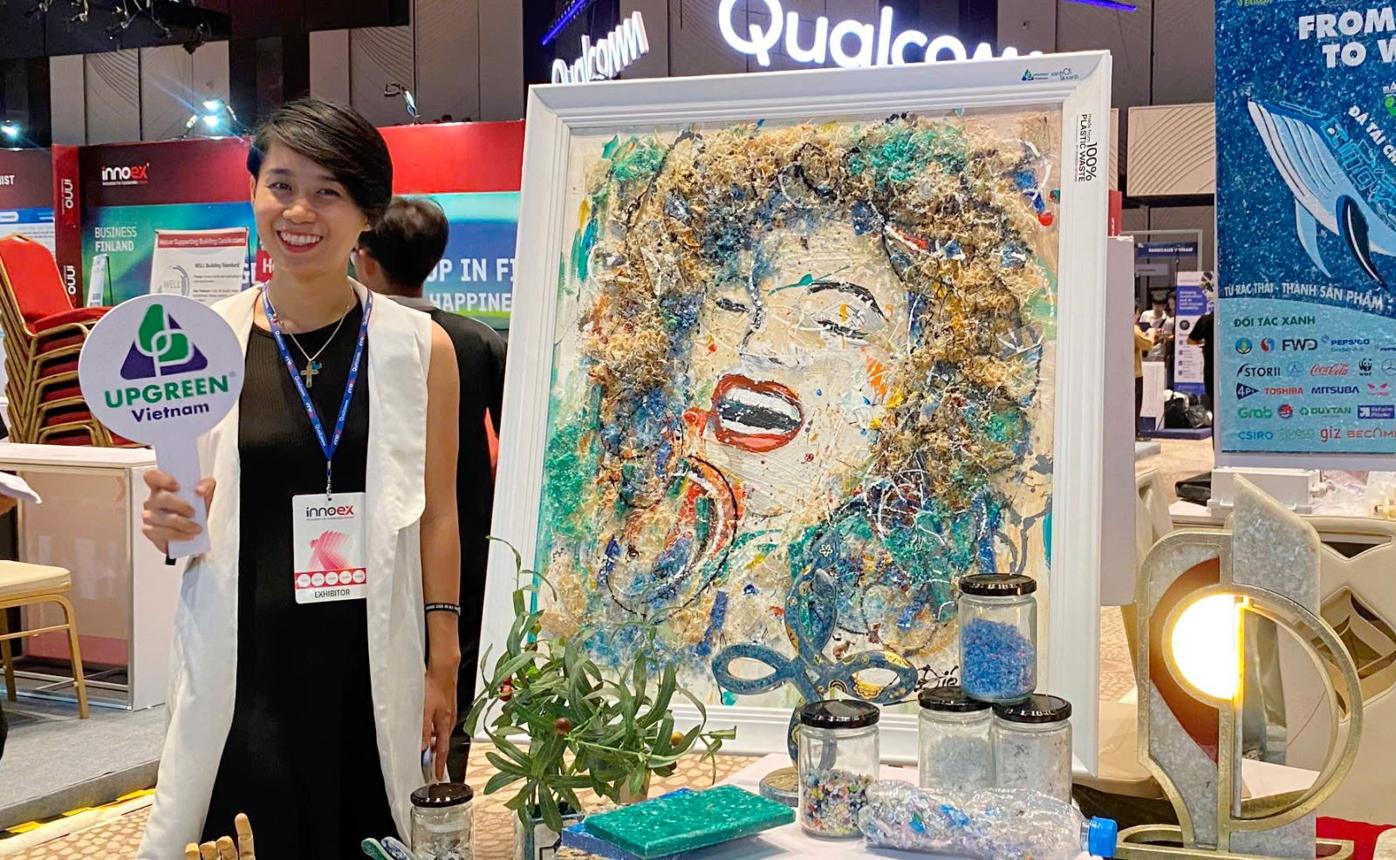 NCS. Phan Kim Nguyệt Hà, Founder & CEO UPGREEN Vietnam, phát triển mô hình thiết kế sử dụng vật liệu từ nhựa tái chế. Ảnh: APEC Australia.