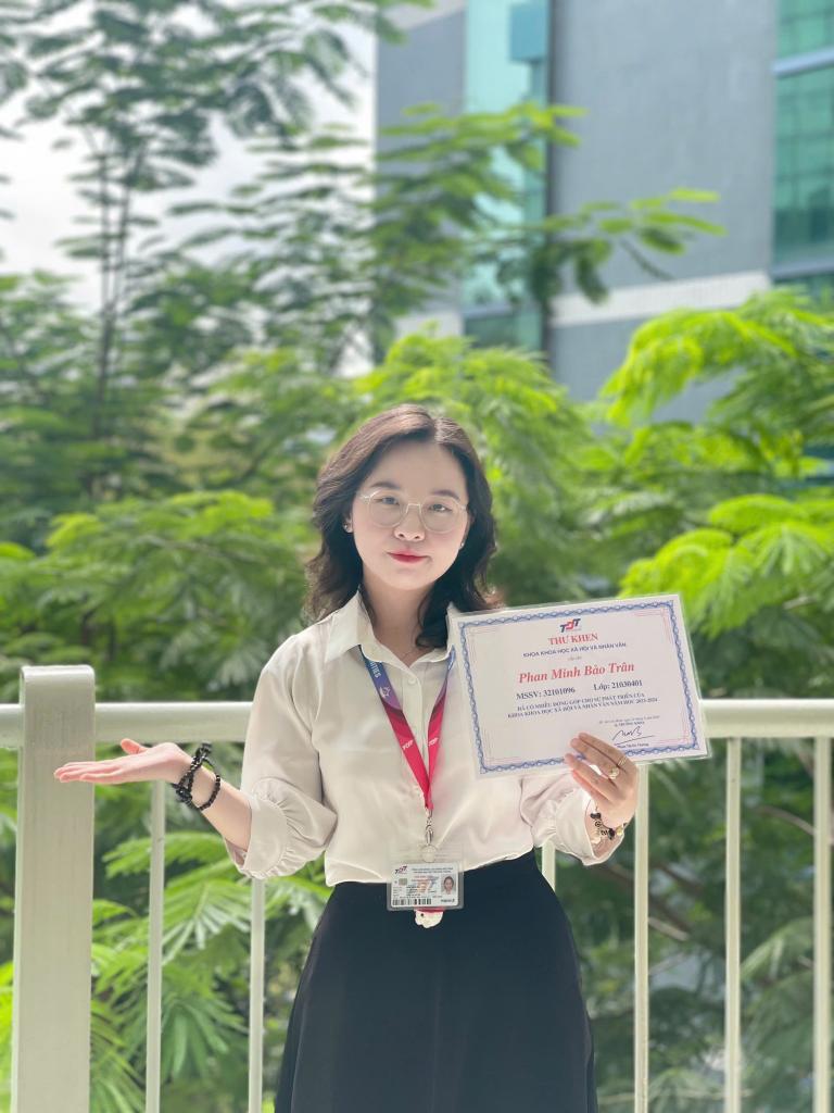 Phan Minh Bảo Trân trong thời gian học ngành Công tác xã hội tại Trường Đại học Tôn Đức Thắng. Ảnh: Khoa Khoa học Xã hội và Nhân văn, Trường Đại học Tôn Đức Thắng.
