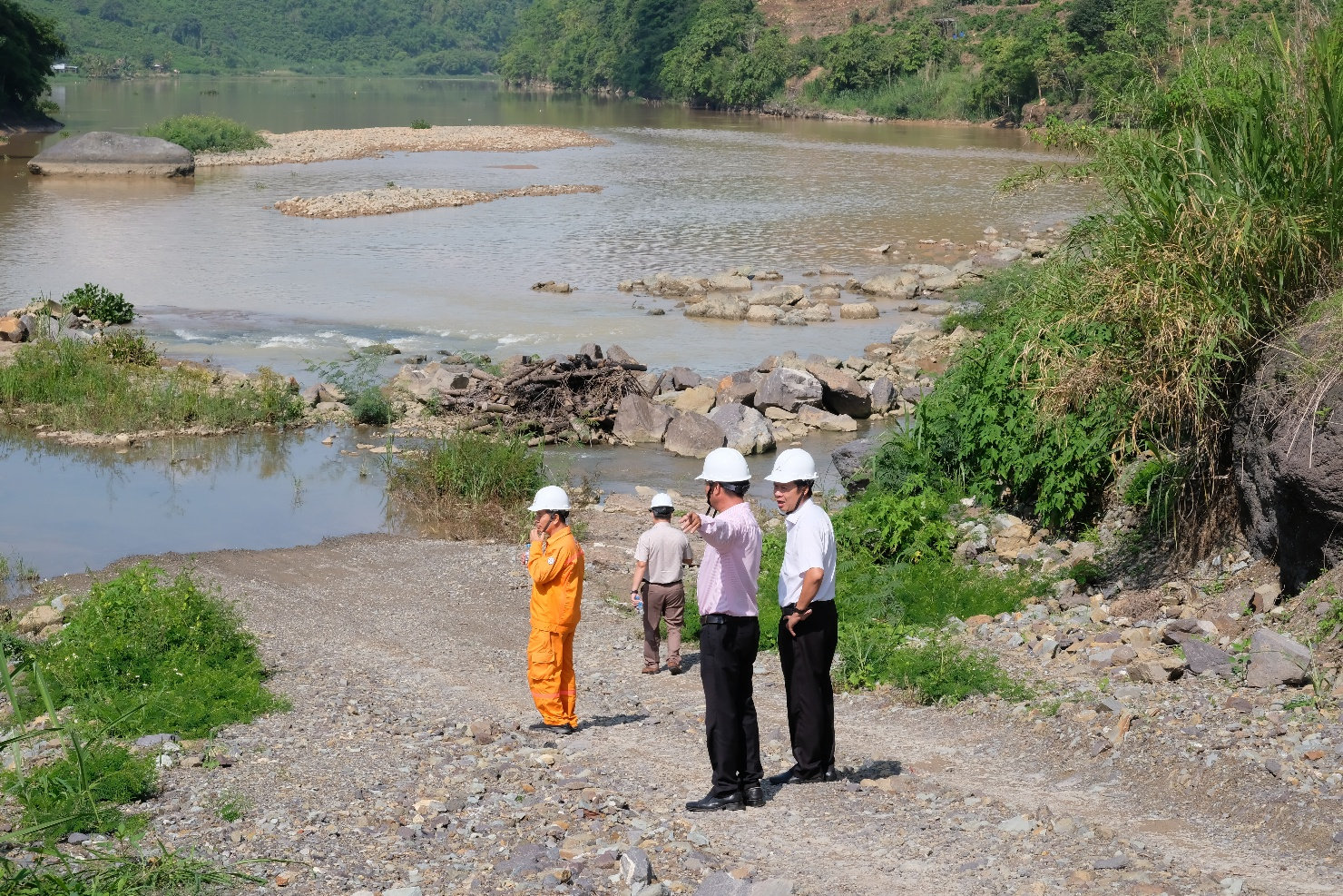 Khu vực nhập lưu giữa sông Đa Nhim và sông Đa Dâng, hai nhánh thuộc hệ thống thượng lưu sông Đồng Nai. Ảnh: Báo Lâm Đồng.