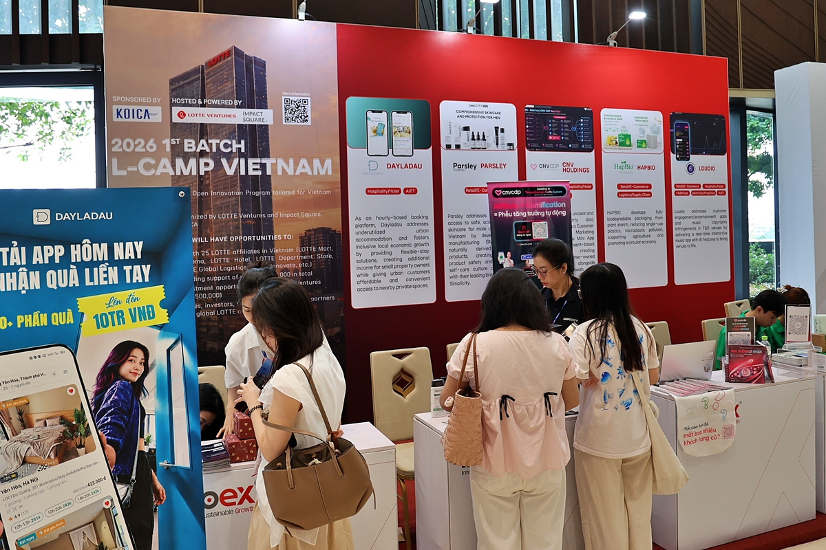 Gian trưng bày Dayladau trong khu vực L-CAMP Vietnam tại InnoEx 2026 ở TP.HCM. Ảnh: Lee Yong-sung/Seoul Economic Daily.