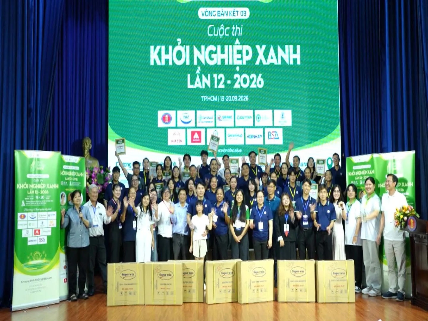 Các dự án tại vòng bán kết khu vực phía Nam Cuộc thi Khởi nghiệp Xanh lần thứ 12 năm 2026 tại TP.HCM. Mứt me Kim Anh là một trong 14 dự án khu vực phía Nam được chọn vào vòng chung kết. Ảnh: HTV/VOH.