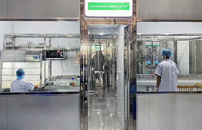 Hệ thống lên men LATOR do LAB2LIFE phát triển, được thiết kế theo cấu trúc module để sản xuất vi sinh và enzyme ở nhiều quy mô. Ảnh: LAB2LIFE.