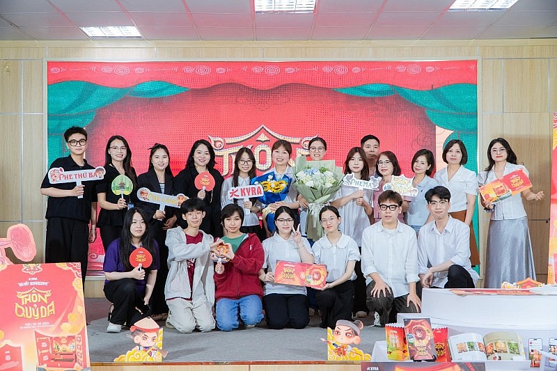 Không gian trưng bày đồ án của sinh viên FPT Polytechnic, trong đó có sản phẩm Thôn Quỷ Dạ. Ảnh: Ngọc Diệp/Thời Đại.