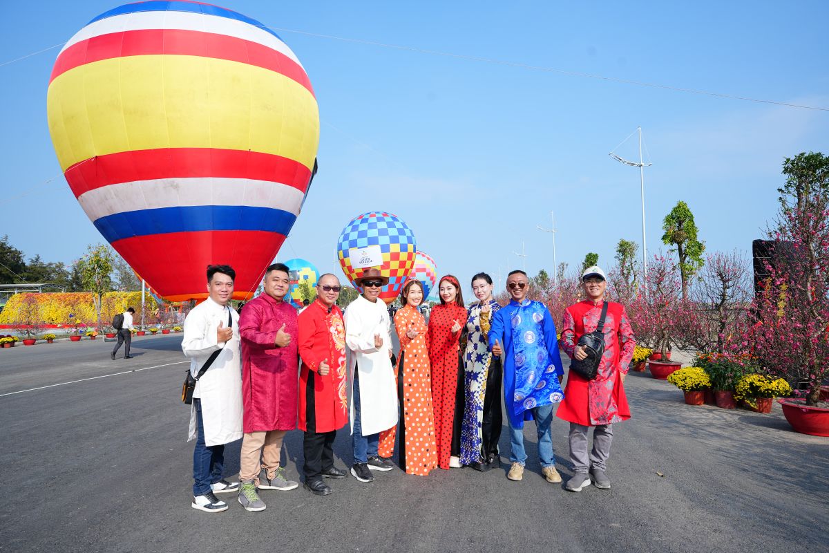 Cần Giờ đón Tết sớm: Hơn 10.000 du khách đổ về khai hội Green Paradise Tet Fest