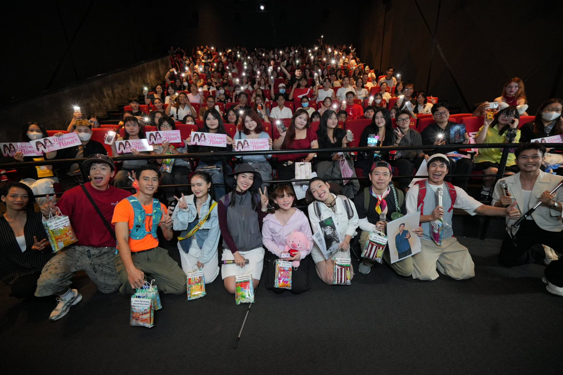 Sao nhí Thái Lan Nina nutthacha padovan hội ngộ dàn cast 