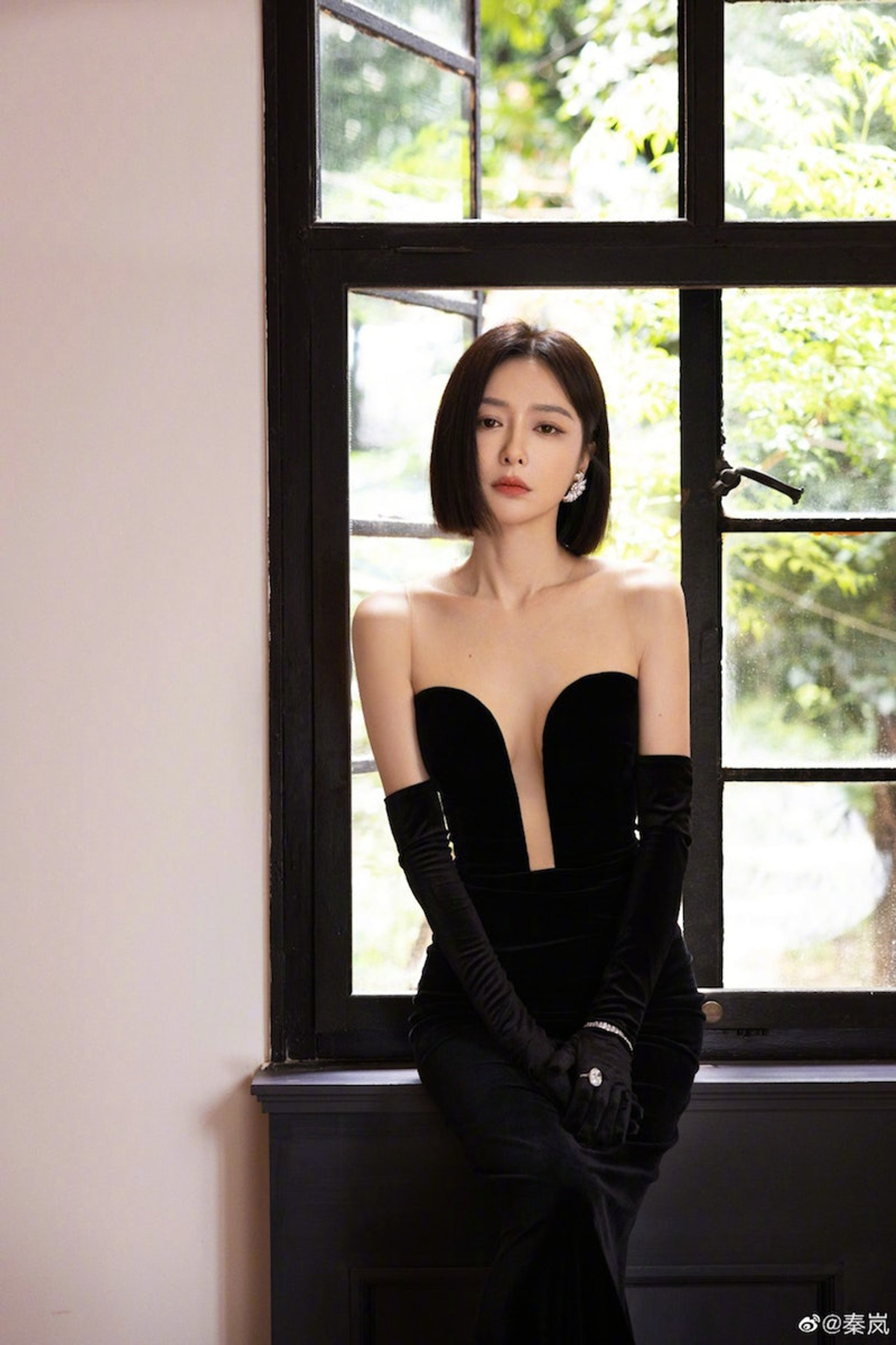 Người đẹp không ngần ngại việc thừa nhận sử dụng phương pháp tiêm để có gương mặt thanh thoát hơn