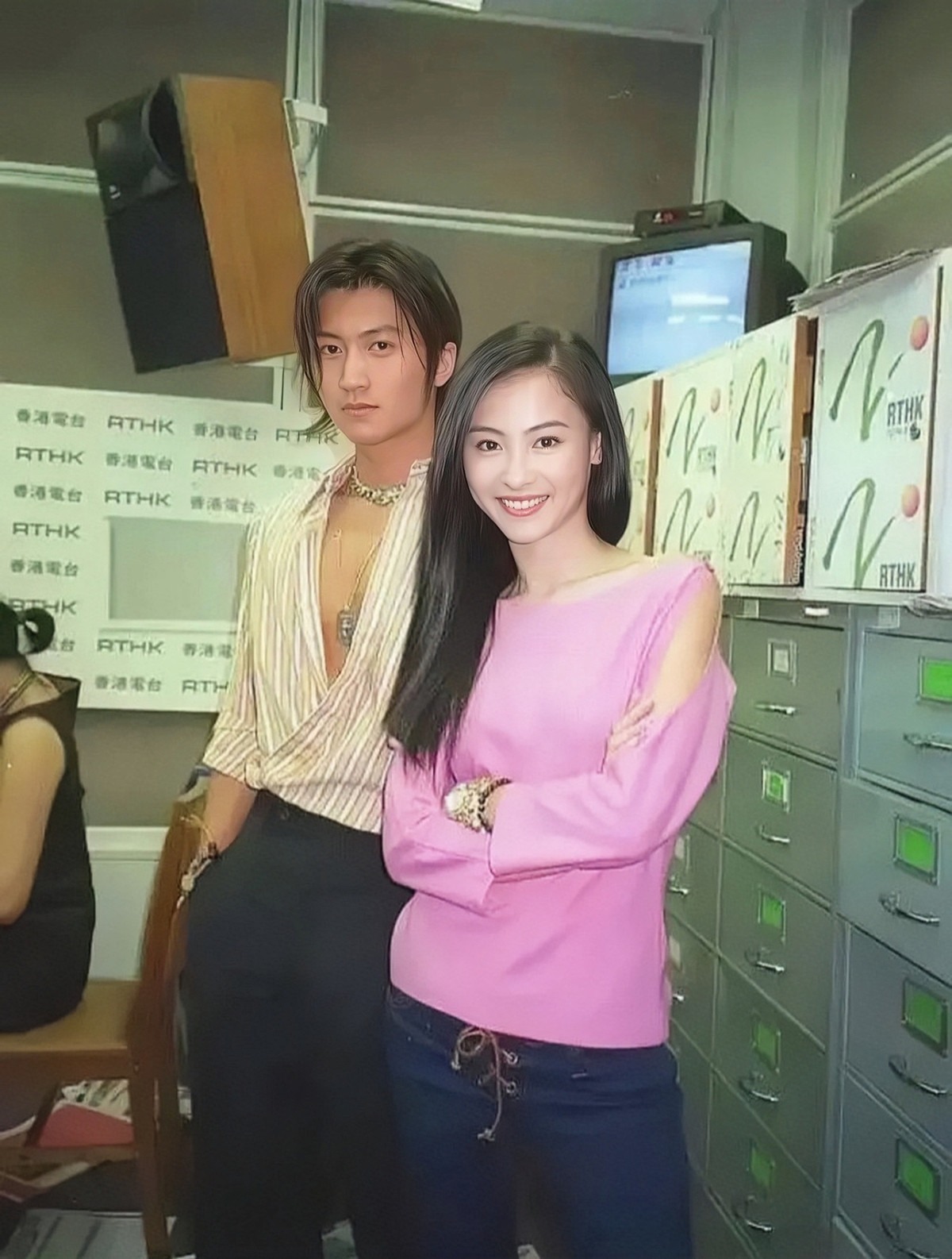 Trương Bá Chi và Tạ Đình Phong từng là cặp đôi đẹp cả trên màn ảnh lẫn đời thực