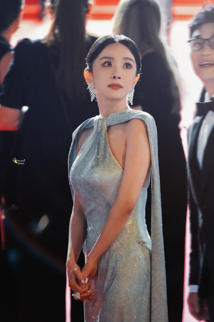 Dương Mịch ở thời điểm hiện tại được nhận xét là sang trảnh và thần thái hơn nhiều trước kia