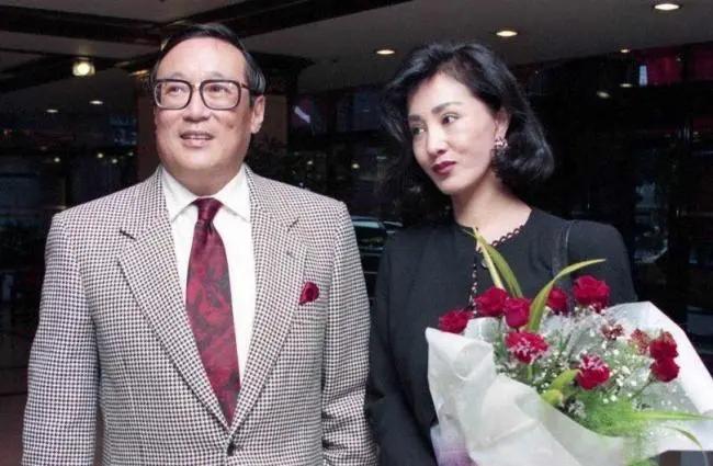 IQ vô cực là đây: Mỹ nhân Hong Kong “chơi đùa” với tiểu tam rồi thắng ngoạn mục, thu về khối tài sản hơn 24 nghìn tỷ