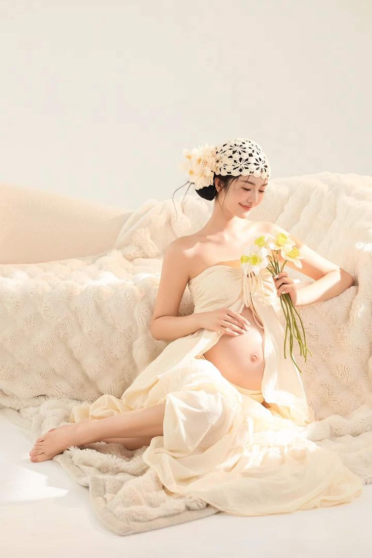 3 tháng âm lịch cuối năm Ất Tỵ: Những con giáp nào nên chuẩn bị tâm lý và sức khỏe để đón “tin vui”?