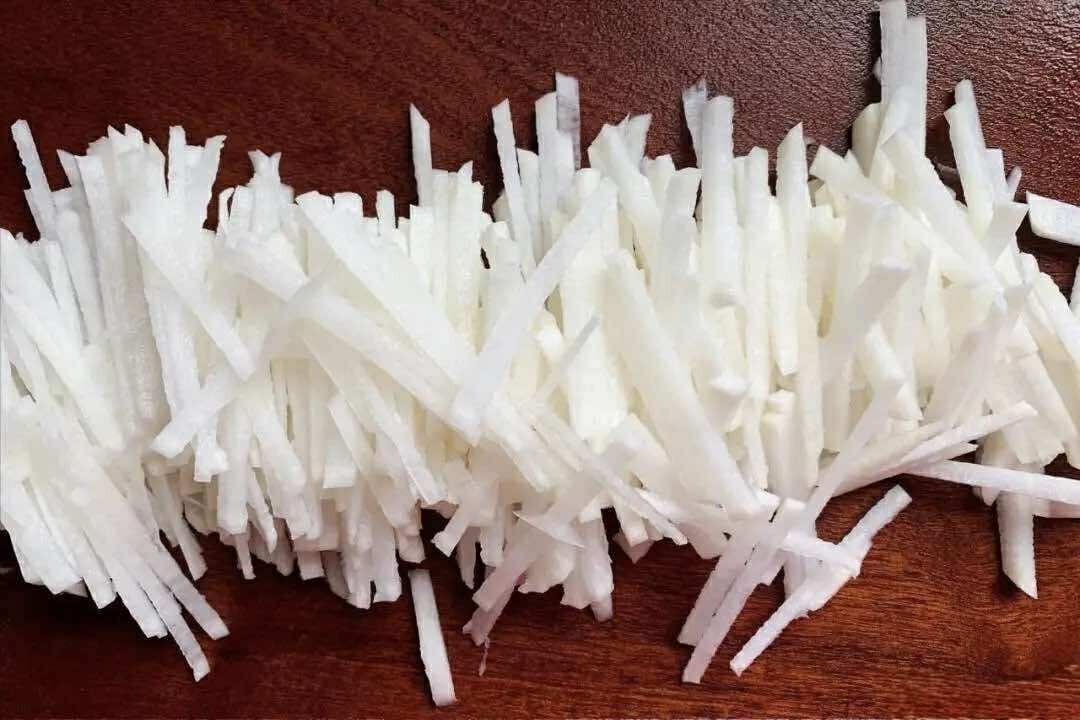 Người sành ăn sẽ ưu ái chọn 5 loại cá này vào mùa đông: Hương vị béo ngậy và ngon miệng lại rất dễ chế biến 