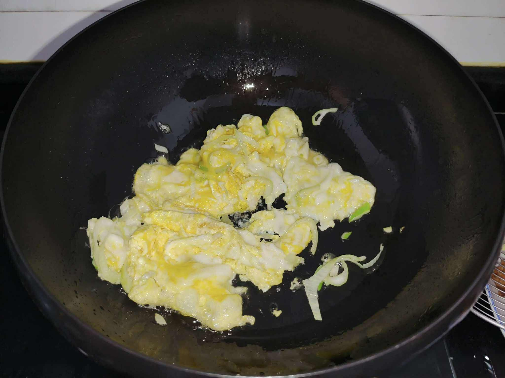 Tôi cực kỳ thích món canh này: Vừa ngon miệng lại dễ nấu, nước dùng tuyệt vị đến mức khiến bạn húp sạch đáy nồi