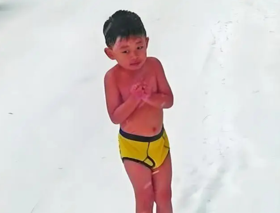 Hình ảnh từng gây xôn xao cả châu Á!