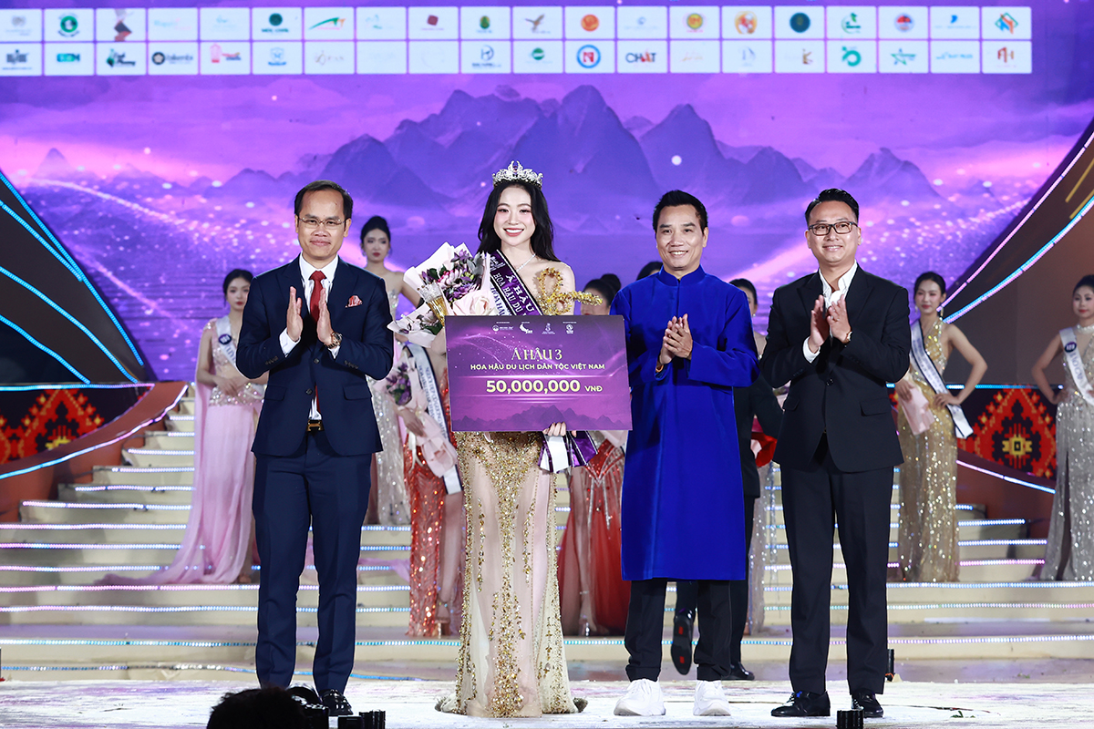 Cận cảnh nhan sắc người đẹp vừa đăng quang Hoa hậu Du lịch Dân tộc Việt Nam 2025 