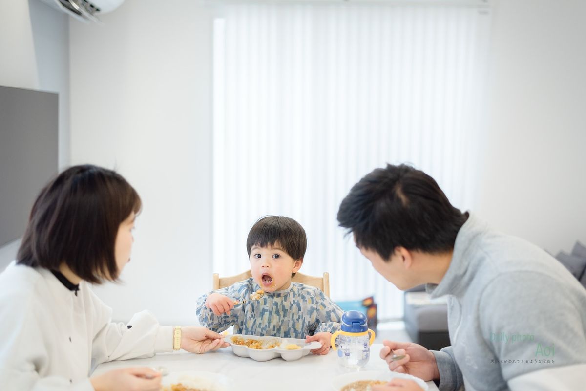 Tôi cố gắng hết sức, vì không muốn trở thành hình mẫu phụ huynh vô tâm và bất lực như bố mẹ mình đã từng