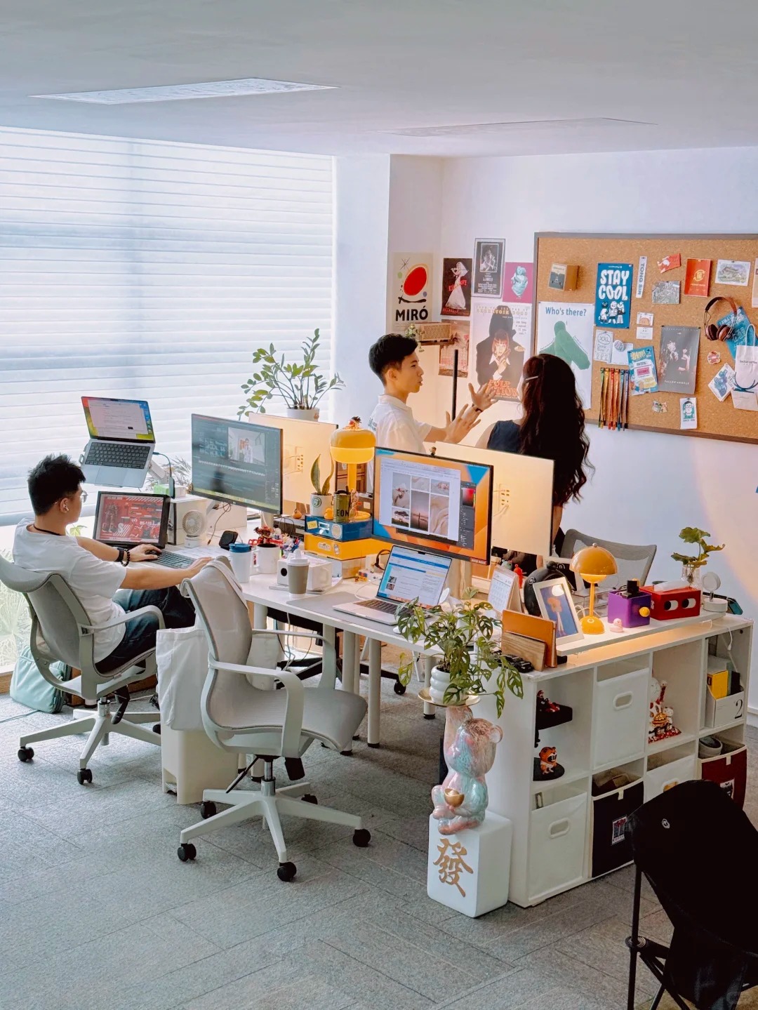 Đi làm gặp 3 kiểu đồng nghiệp này, tôi khuyên thật, bạn nên 