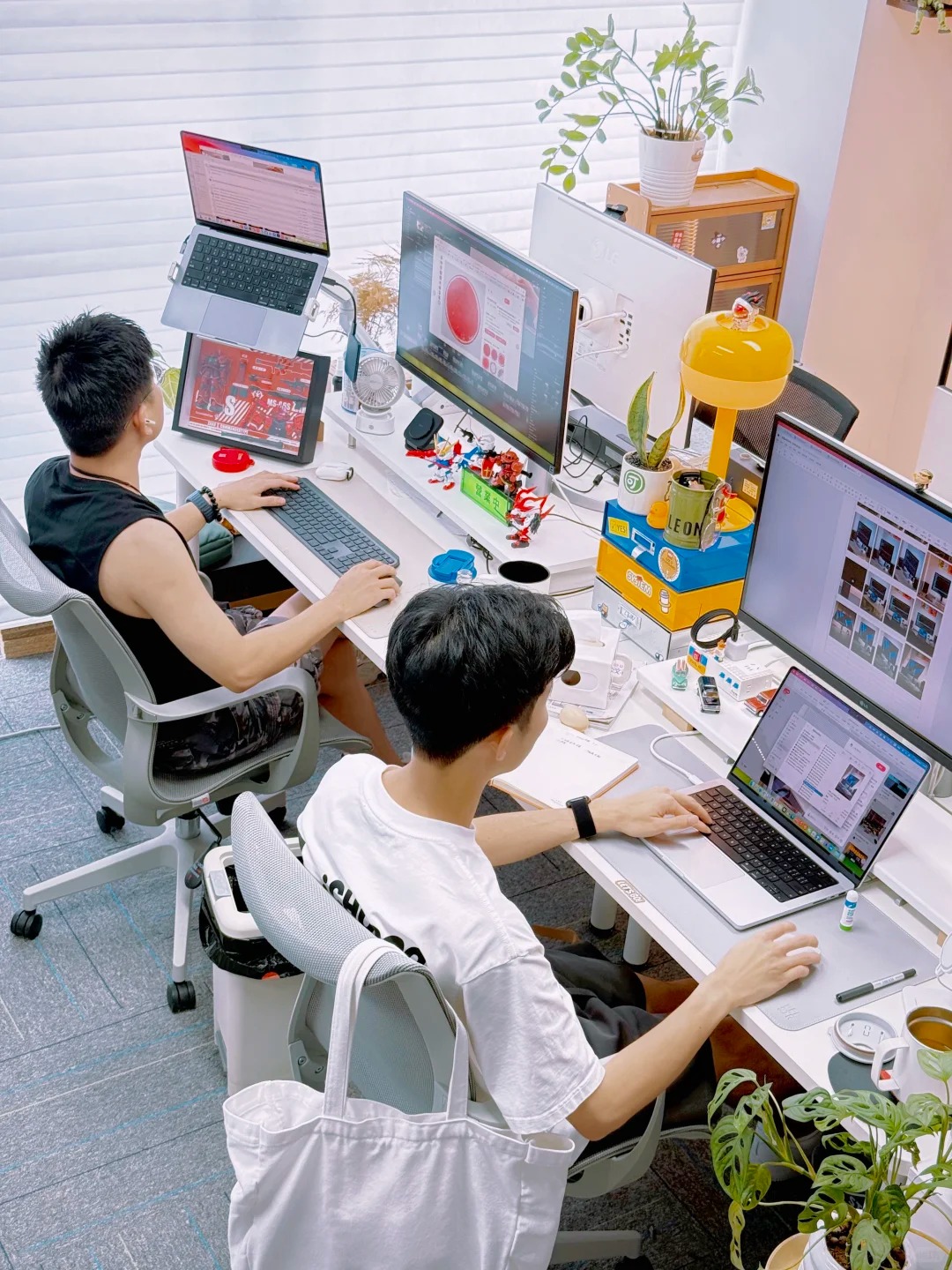 Đi làm gặp 3 kiểu đồng nghiệp này, tôi khuyên thật, bạn nên 