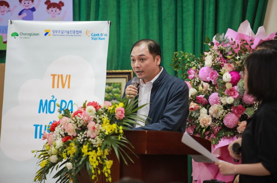 Ông Nguyễn Sáng, Phó giám đốc - Chương trình Doanh nghiệp Xã hội Cánh Diều Việt Nam phát biểu tại buổi lễ