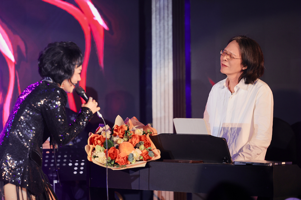 Thái Thuỳ Linh và nhạc sỹ Nguyễn Quang