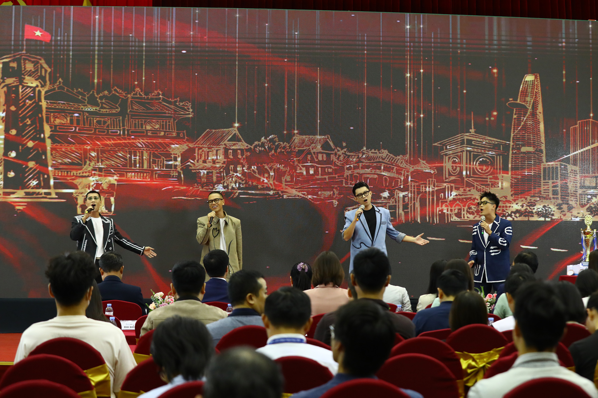 700 tay vợt tranh tài tại Giải pickleball VTV Cup 2025: Lý Hoàng Nam, Trương Vinh Hiển cùng góp mặt