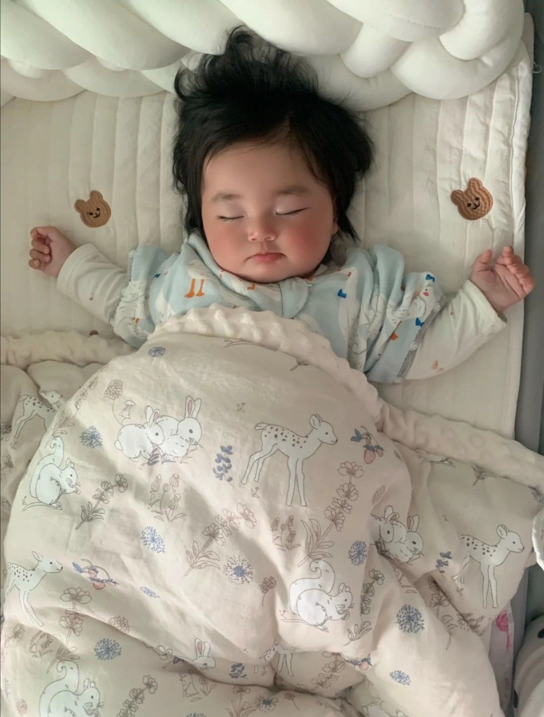 Muốn con ngủ xuyên đêm, mẹ hãy thử đặt vật cải thiện phong thủy này vào phòng ngủ của bé