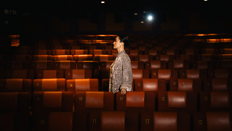 Lần hiếm hoi Đỗ Hải Yến đưa 3 con đi thảm đỏ