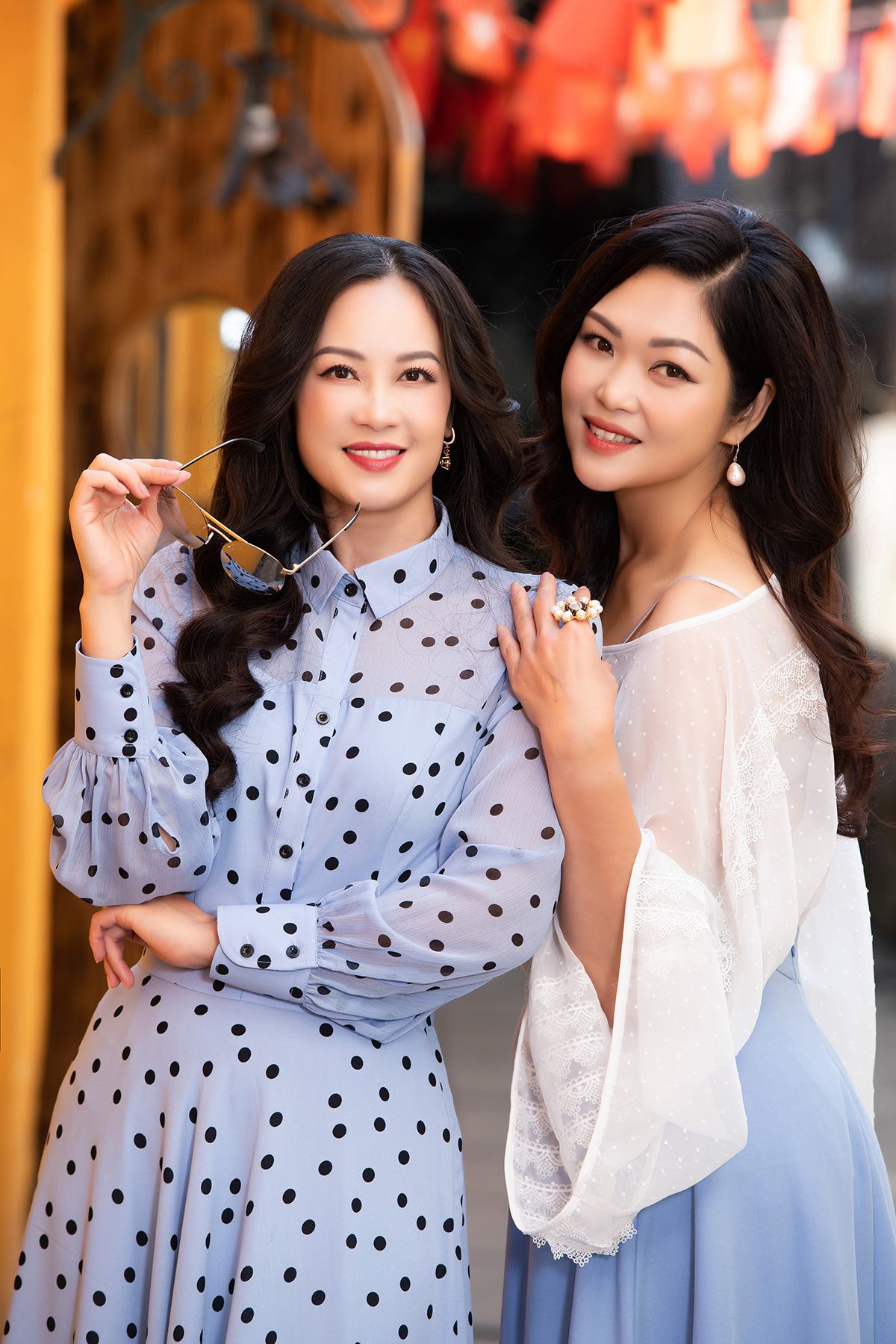    Hoa hậu Băng Giang đọ sắc cùng người đẹp Hải Yến trong bộ ảnh mới của NTK Tiến Lợi