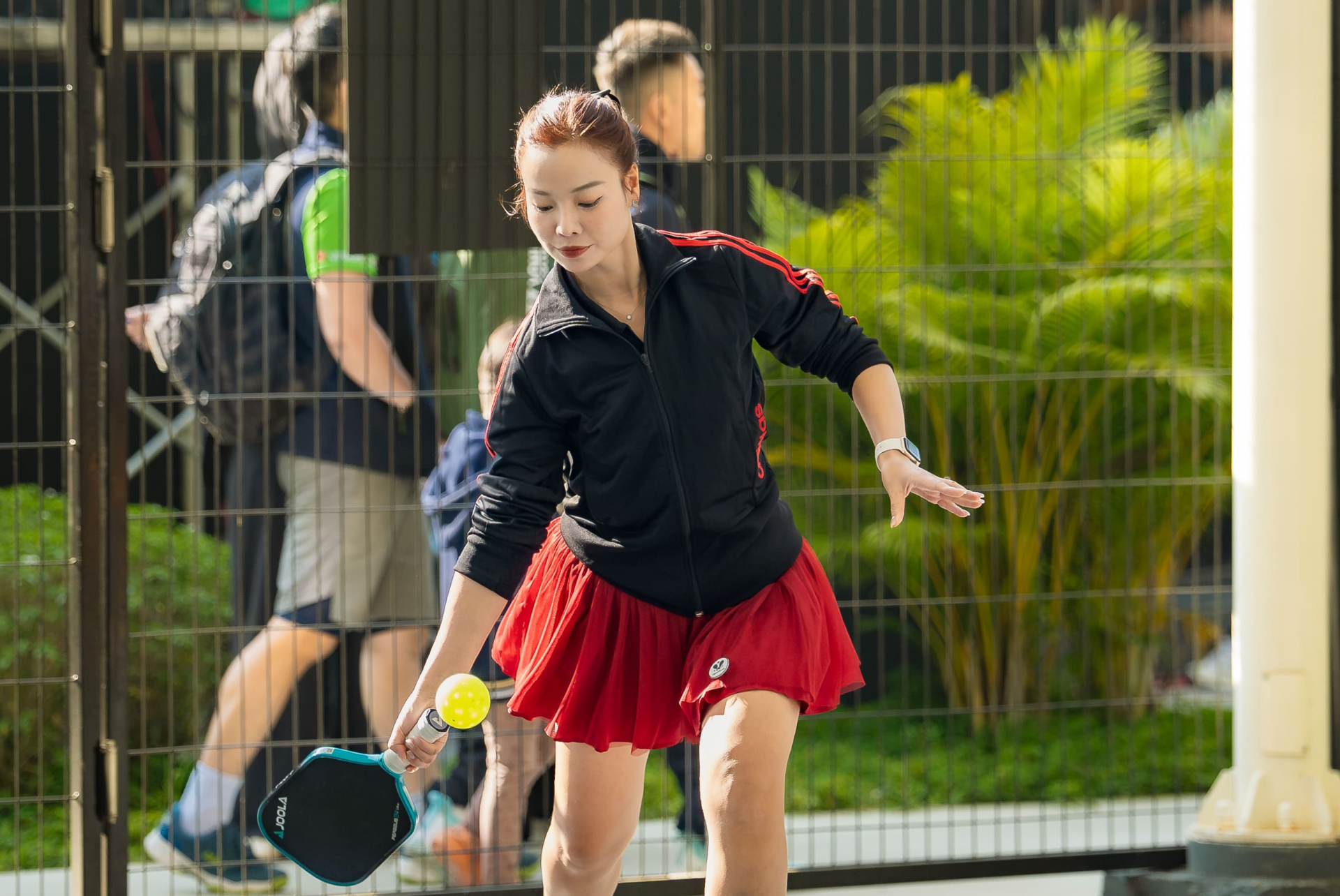 Dàn chị đẹp, em xinh khuấy đảo Giải Pickleball VTV Cúp 2025