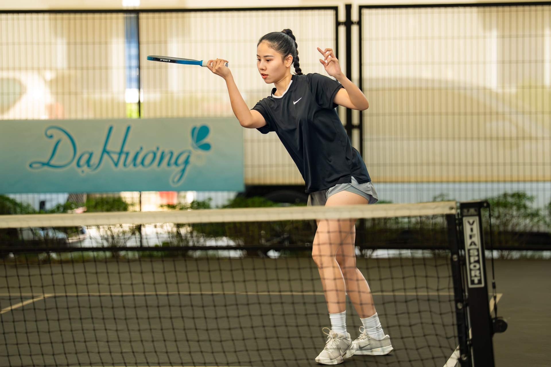 Dàn chị đẹp, em xinh khuấy đảo Giải Pickleball VTV Cúp 2025