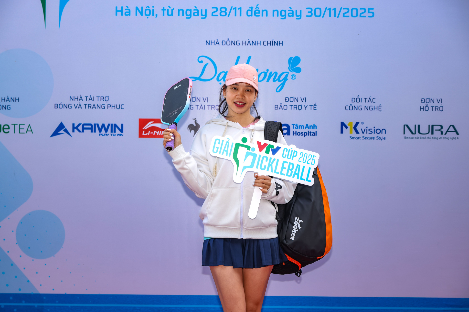 Dàn chị đẹp, em xinh khuấy đảo Giải Pickleball VTV Cúp 2025