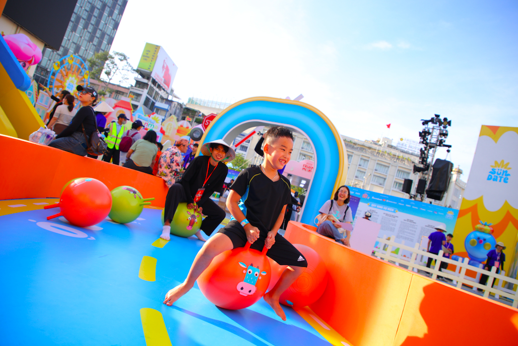  Khoảnh khắc vàng tại Sundate: Hàng ngàn gia đình Việt cùng nhau cười, cùng nhau chơi