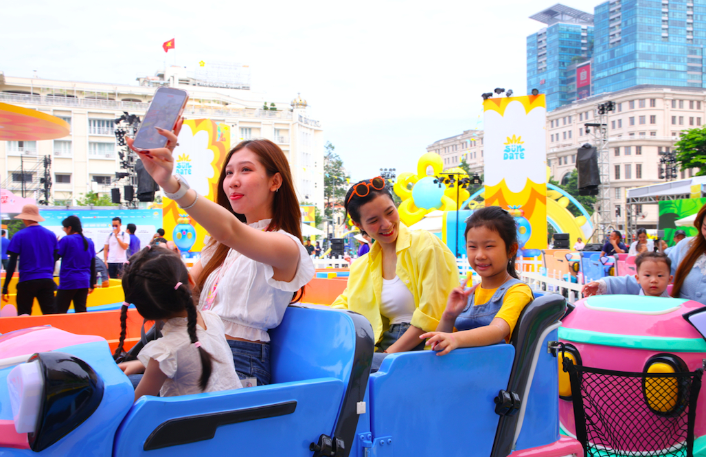  Khoảnh khắc vàng tại Sundate: Hàng ngàn gia đình Việt cùng nhau cười, cùng nhau chơi