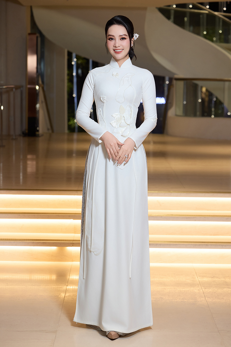 Á hậu Thuỵ Vân tiết lộ lý do giấu kín hình ảnh con suốt nhiều năm