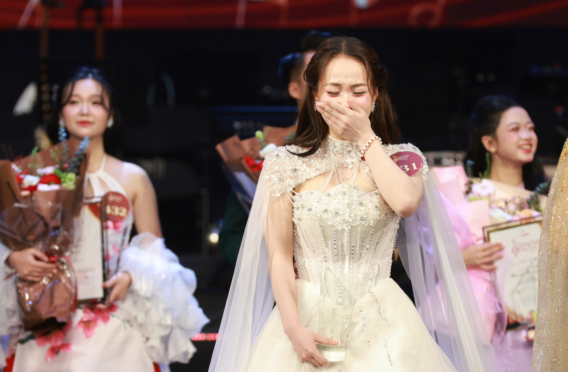 Khoảnh khắc bùng nổ của Đào Lê Phương Chi trong đêm đăng quang Tiếng hát Hà Nội 2025