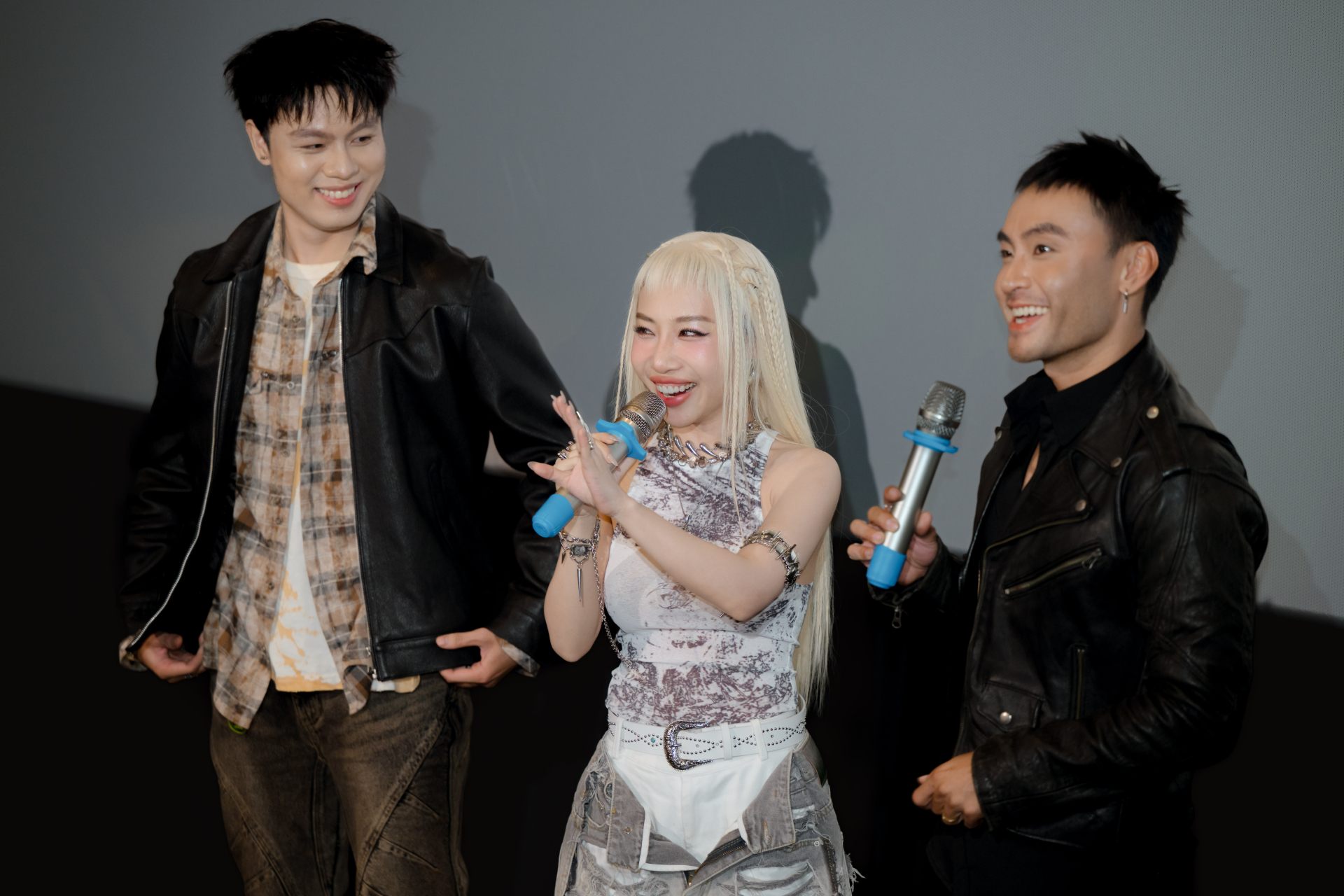 Sau thời gian lui về chăm sóc gia đình, Hằng BingBoong tái xuất với dự án âm nhạc mới