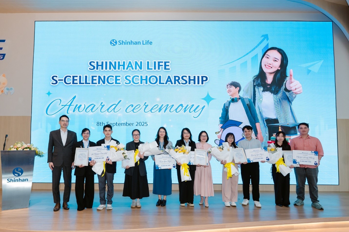 Học bổng Shinhan Life S-Cellence 2025 khởi động từ tháng 6/2025 dành cho sinh viên sắp tốt nghiệp tại các trường đại học