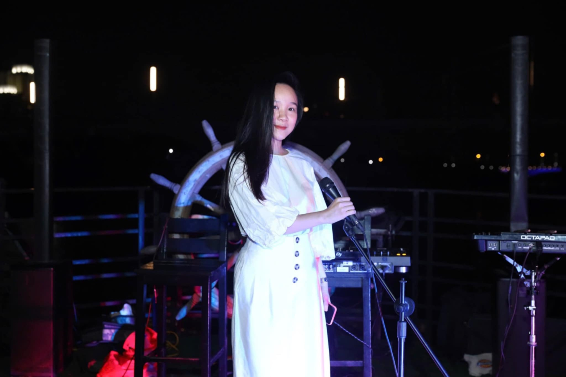 Hơn 20 năm “ở ẩn”, cựu thành viên Sắc Màu tái xuất đầy bất ngờ