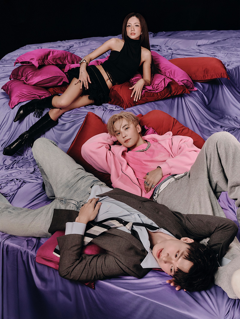 Màn chào sân ngập visual của WOKEUP cùng Phương Ly