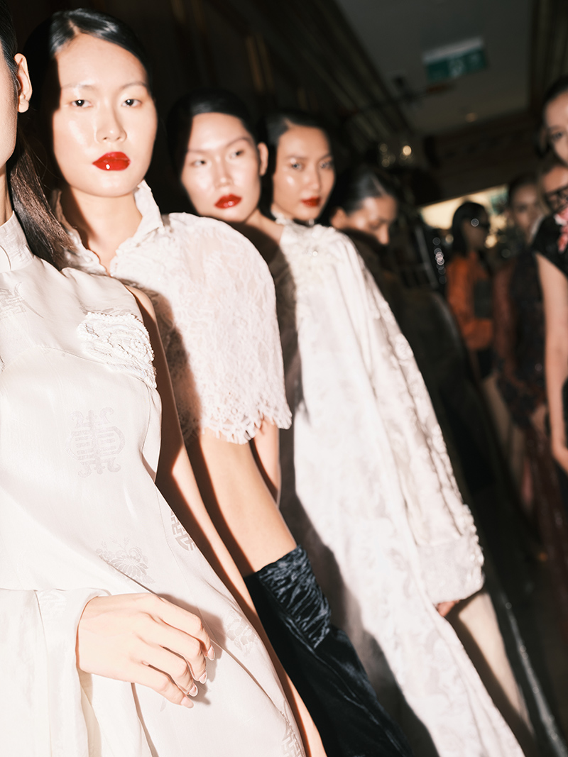 Á hậu Quỳnh Anh diện áo dài, gây chú ý với nhan sắc ngày càng mặn mà trong sự kiện riêng tư tại Sài Gòn 