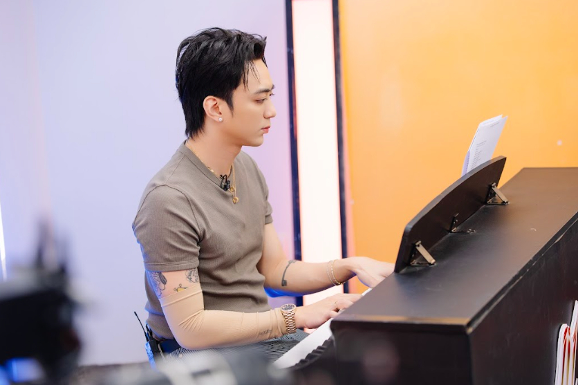 Sân khấu tinh hoa mở màn Chung kết “Tân Binh Toàn Năng”: Ai đủ bản lĩnh chạm tay giấc mơ ra mắt?