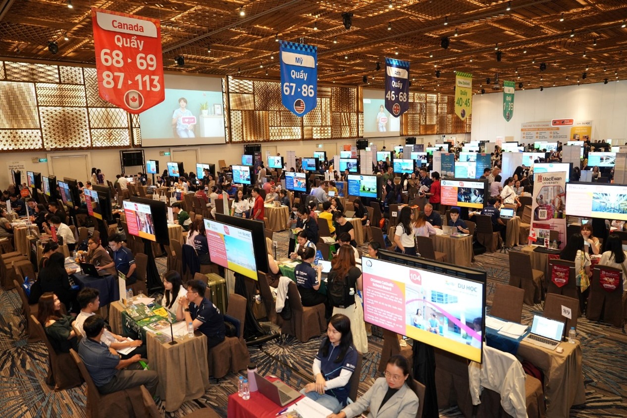  Tham dự sự kiện của IDP để được tư vấn chọn trường và khóa học phù hợp cũng như nắm bắt cơ hội học bổng, cập nhật xu hướng du học mới, nhu cầu việc làm và cơ hội định cư năm 2026 (Ảnh: IDP).  