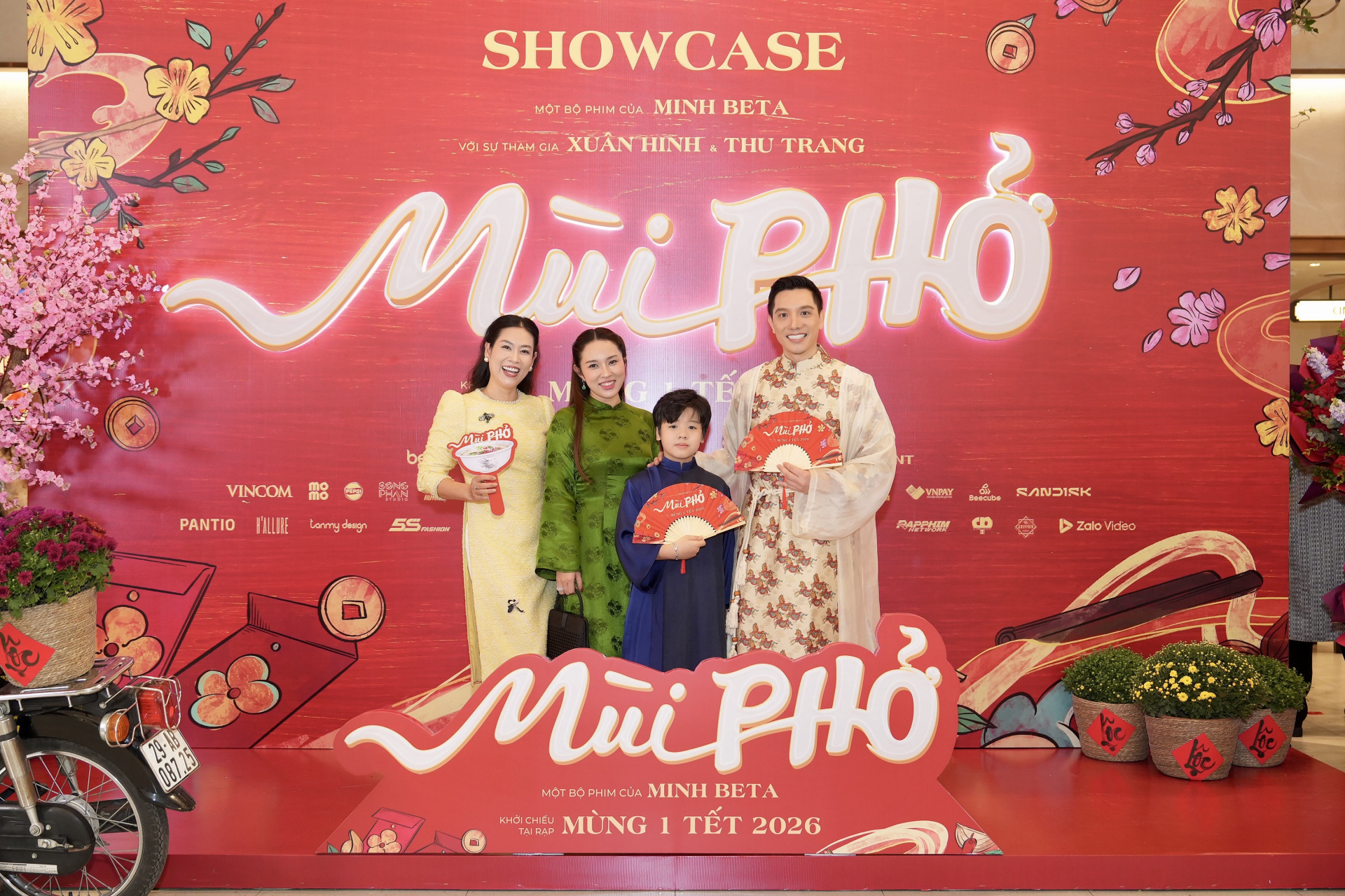 Xuân Hinh: “Tôi chỉ là người chọc cười dân dã