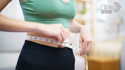 Hãy bắt đầu chú ý đến việc loại bỏ mỡ nội tạng từ tuổi 30 và đây là 3 thói quen ăn uống tốt để giảm cân dễ dàng