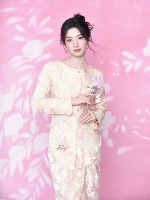 Qua cơn bĩ cực đến hồi thái lai: 4 con giáp được quý nhân trải sẵn thảm đỏ, ôm trọn lộc trời ngay đầu năm Ngọ