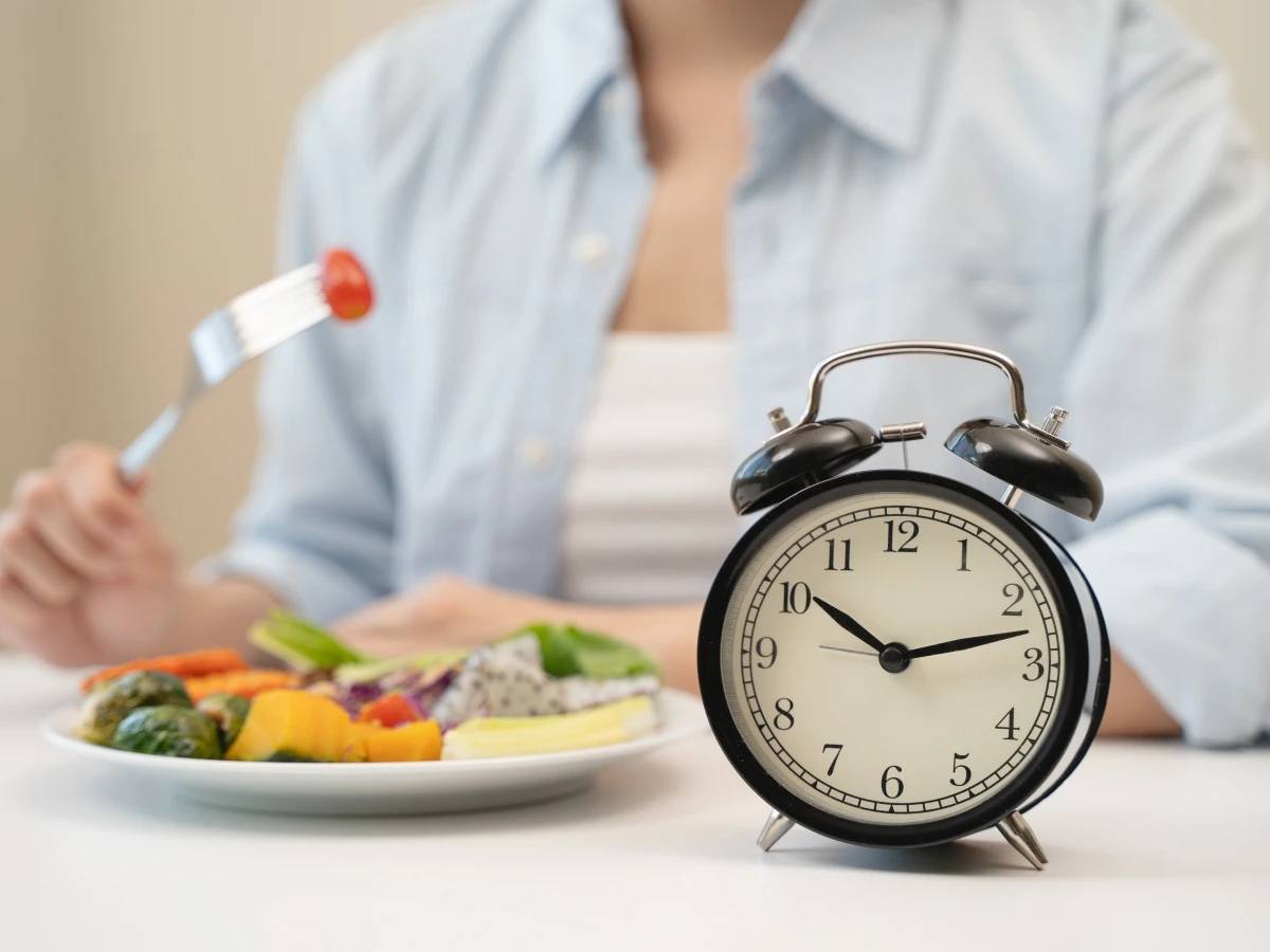 U40 vẫn rạng rỡ, vóc dáng săn chắc: Ella Trần Gia Hoa tiết lộ bữa sáng giảm cân cực đơn giản nhưng hiệu quả bất ngờ