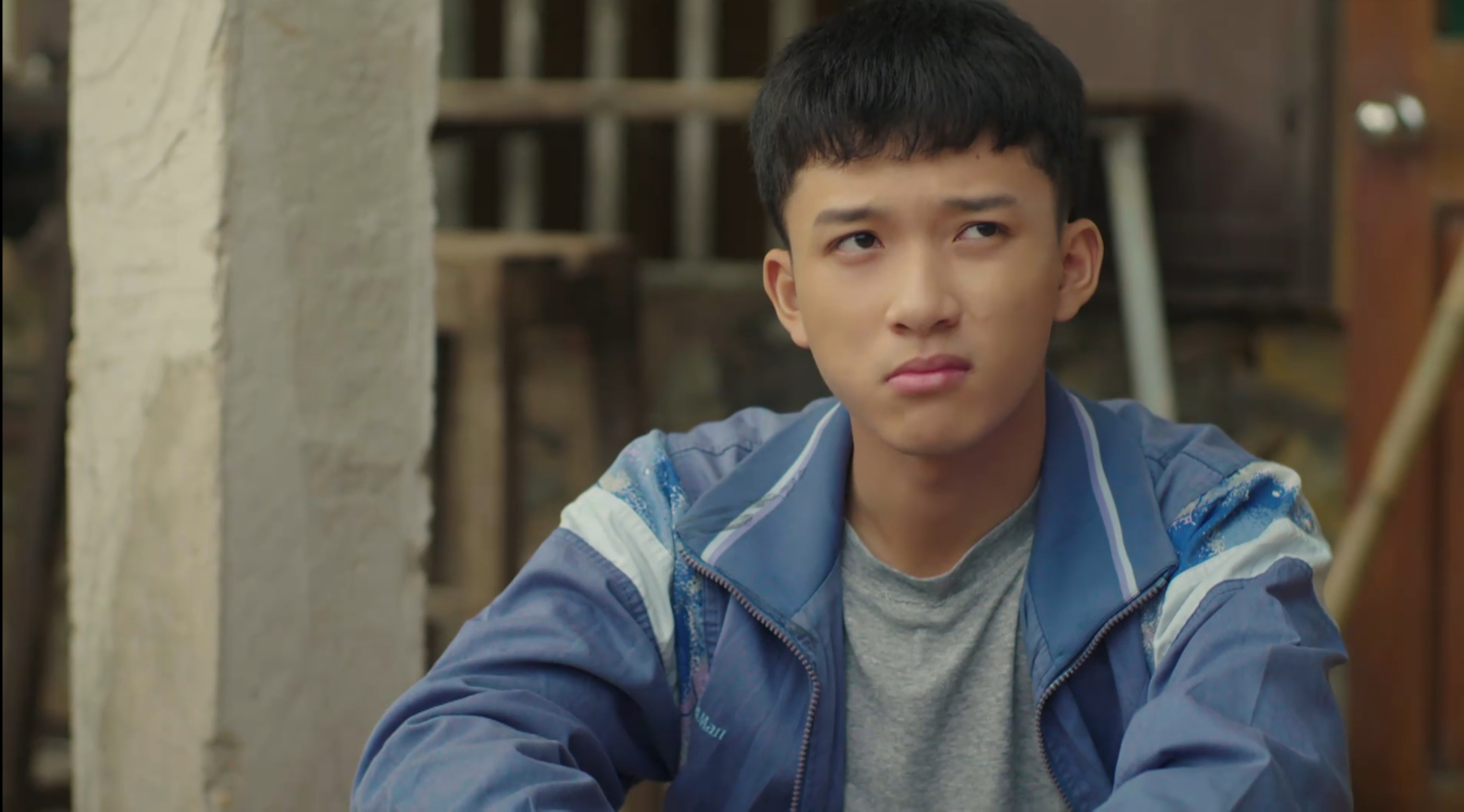 Sau “Lằn Ranh”, Mạnh Trường trở lại với vai diễn gai góc trong “Bước chân vào đời”