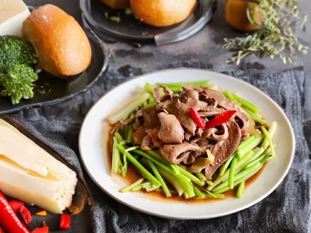 ava món ăn từ tim heo