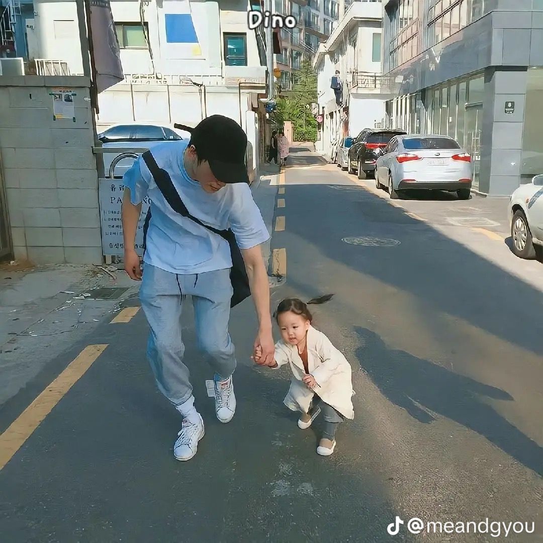 Sau sinh, chồng bạn không vô tâm, có thể anh ta cũng... trầm cảm sau sinh