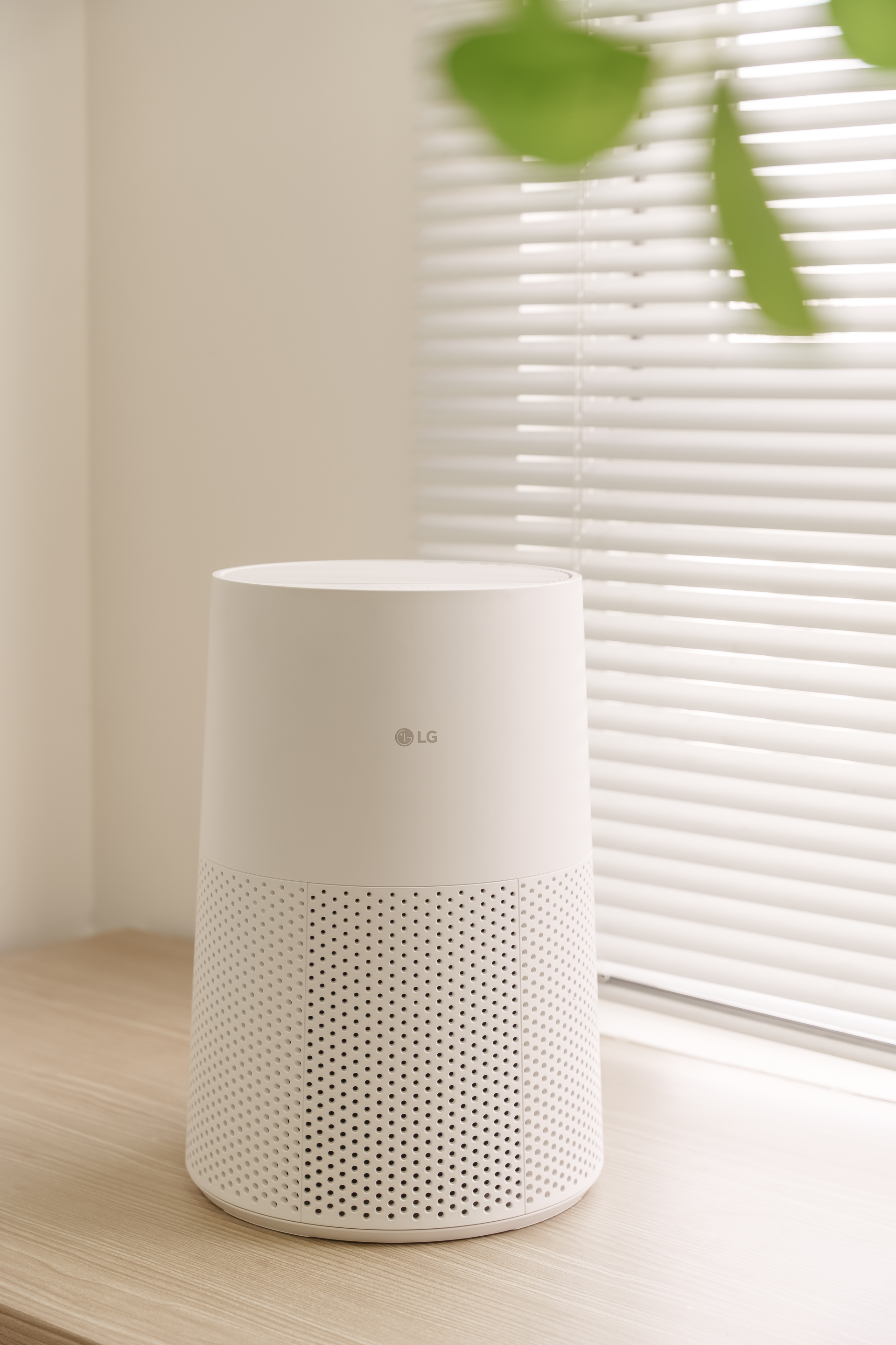LG ra mắt PuriCare AeroMini: Giải pháp lọc khí tinh gọn và mạnh mẽ