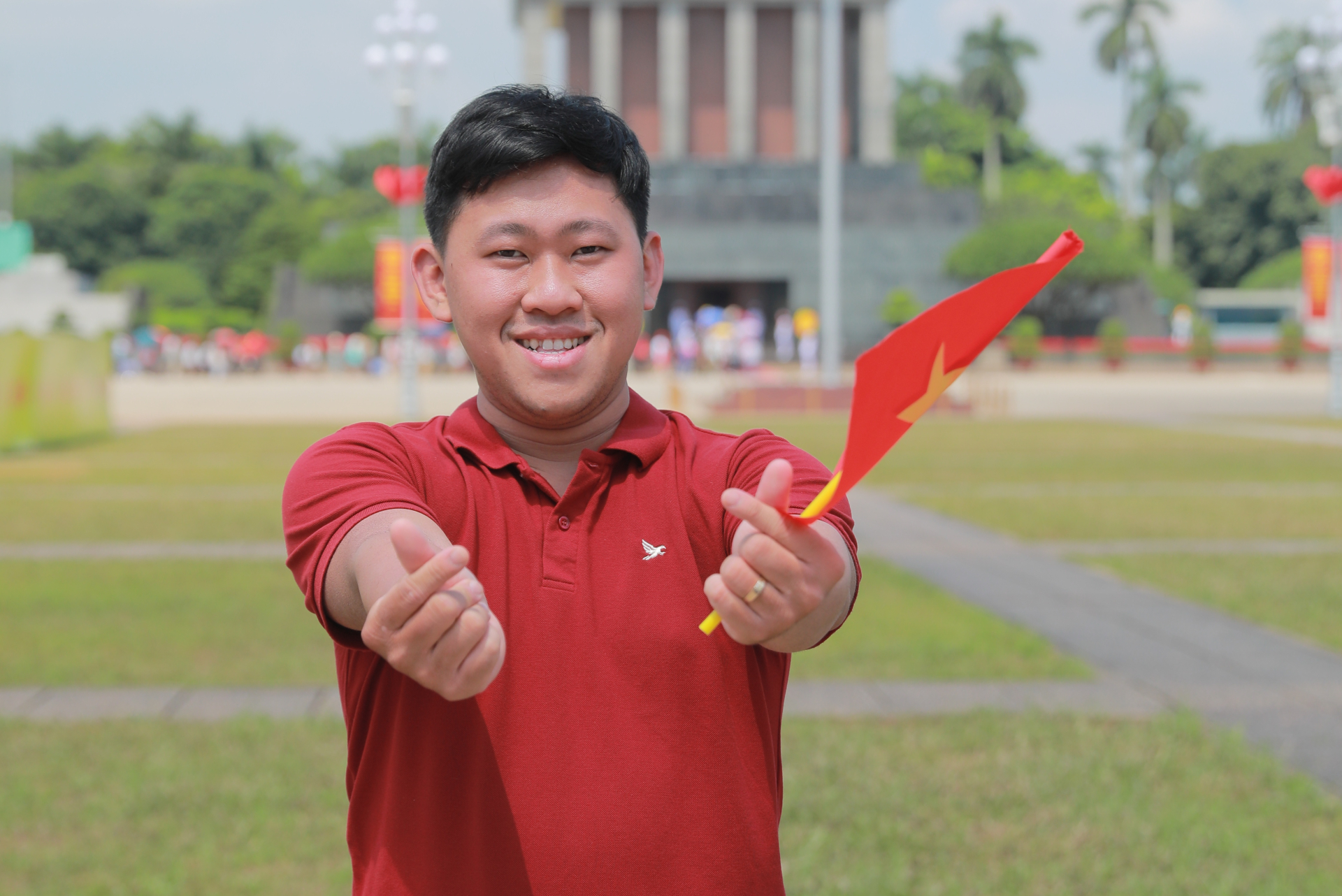 Sinh sống và làm việc tại TP.HCM, Mai Trí Thức từng gắn bó với công việc dược sĩ. 